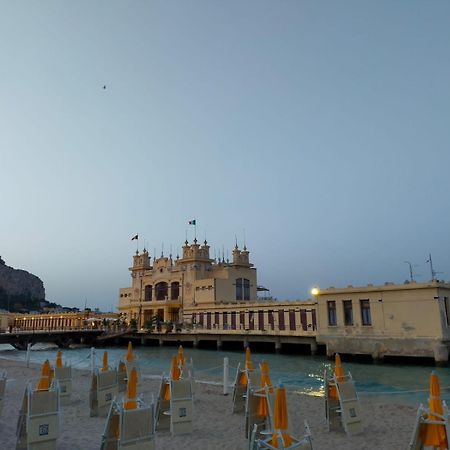 La Casetta Del Viale 13 Palermo Bagian luar foto